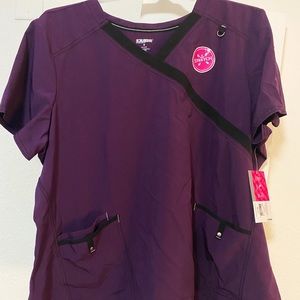 Stretchy Plus size scrub top size 3X